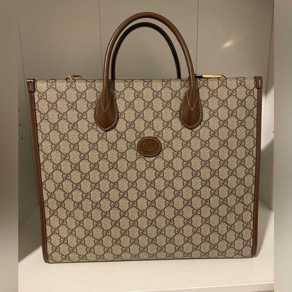 Gucci Supreme GG Large Tote Bag